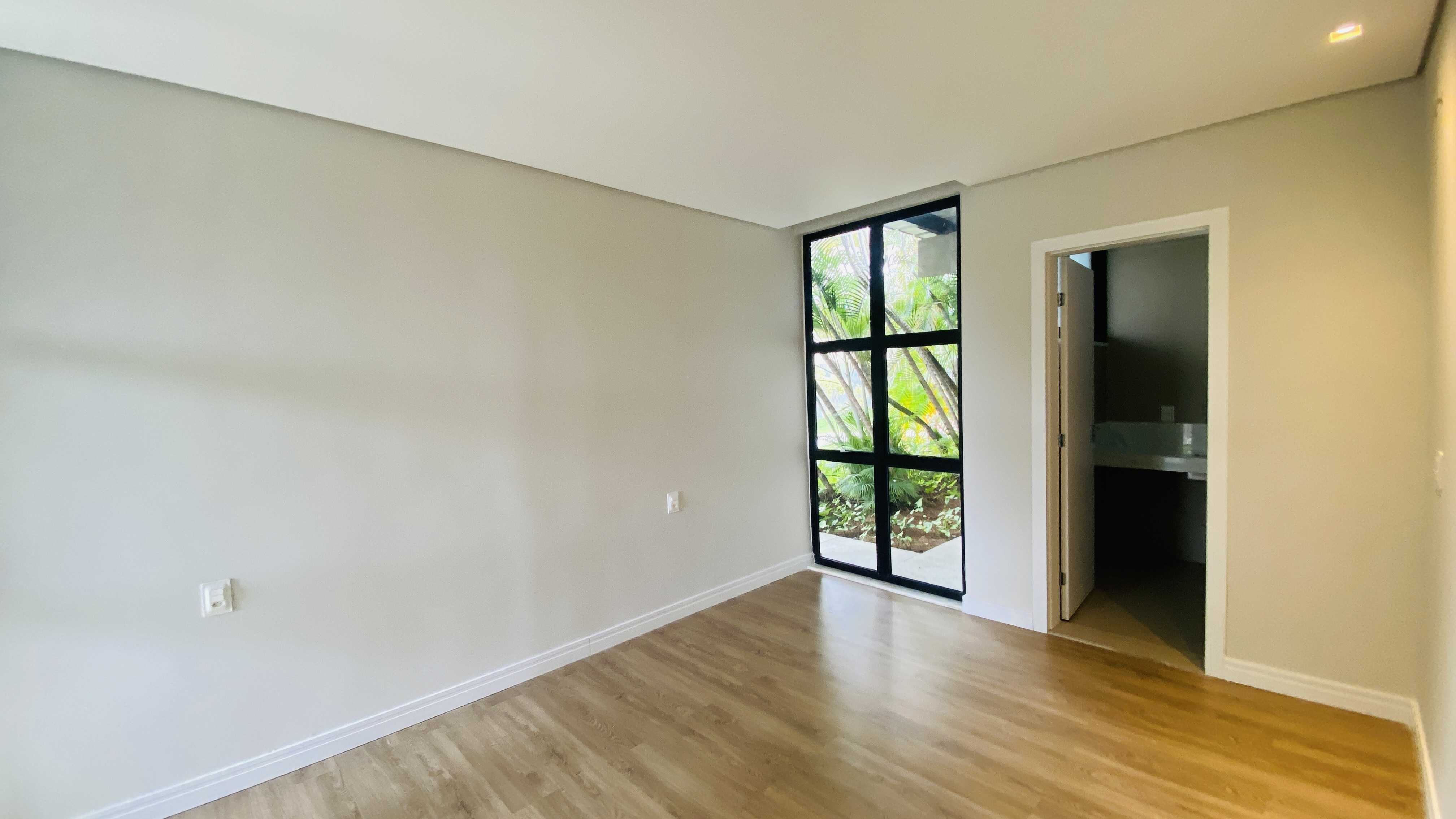 Casa à venda com 4 quartos, 810m² - Foto 12