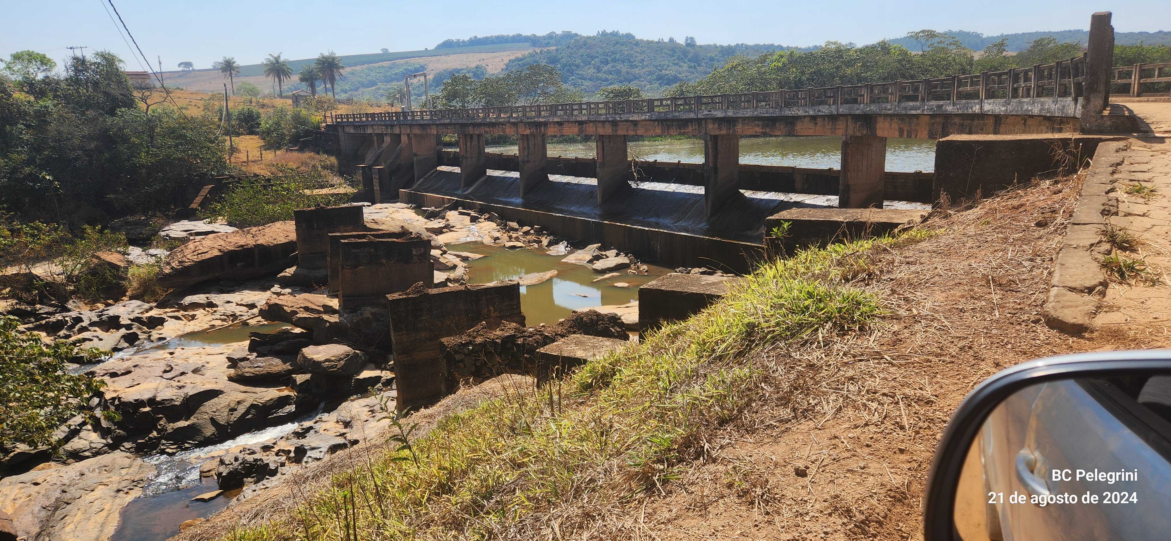 Chácara à venda com 2 quartos, 4000000m² - Foto 25