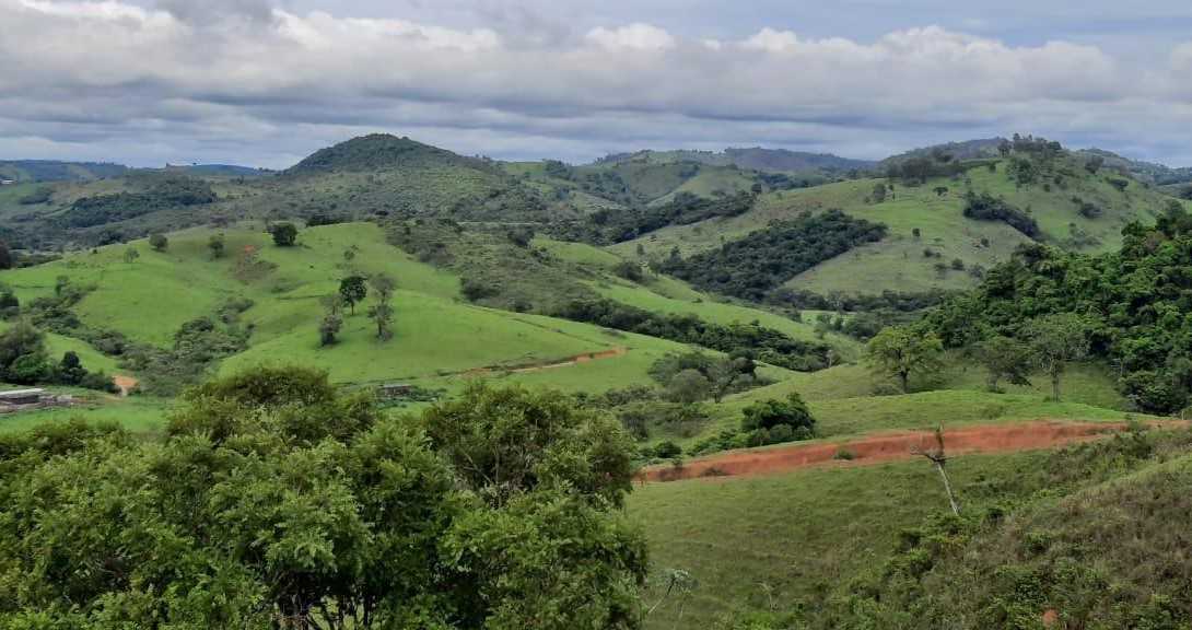 Chácara à venda com 2 quartos, 4000000m² - Foto 10