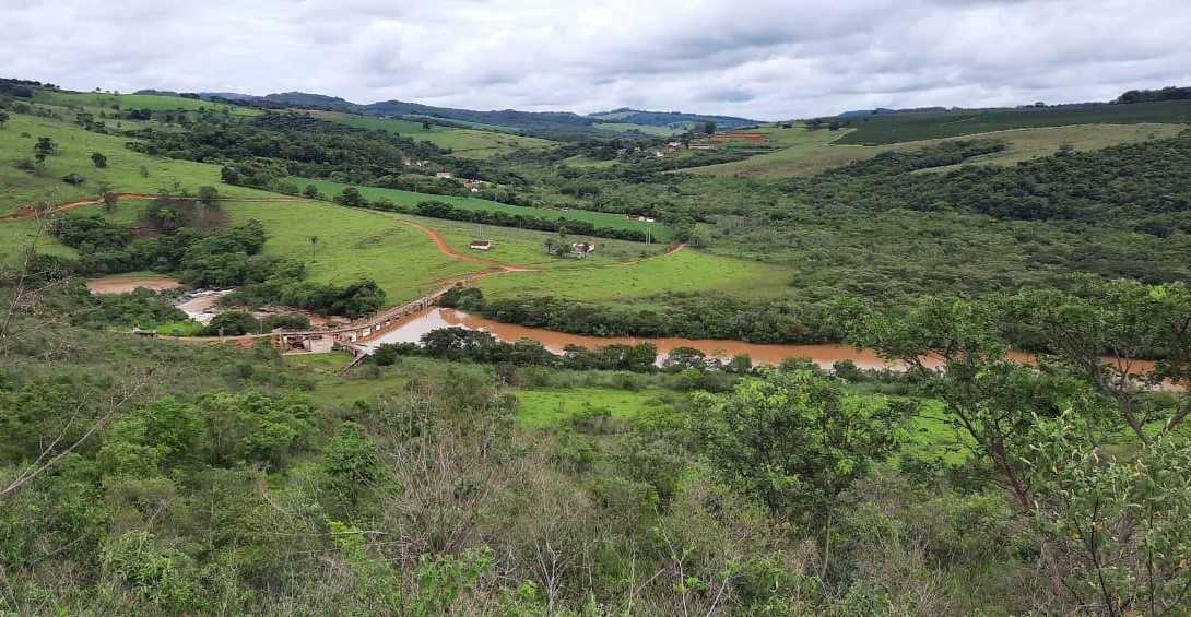 Chácara à venda com 2 quartos, 4000000m² - Foto 21