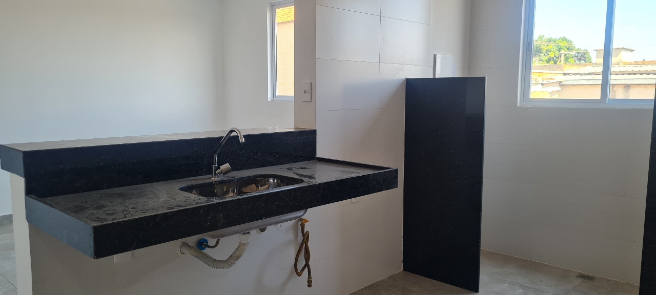 Apartamento à venda com 2 quartos, 60m² - Foto 2