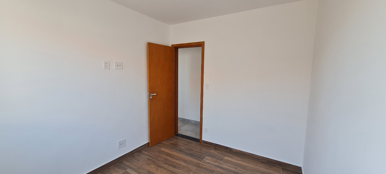 Apartamento à venda com 2 quartos, 60m² - Foto 10