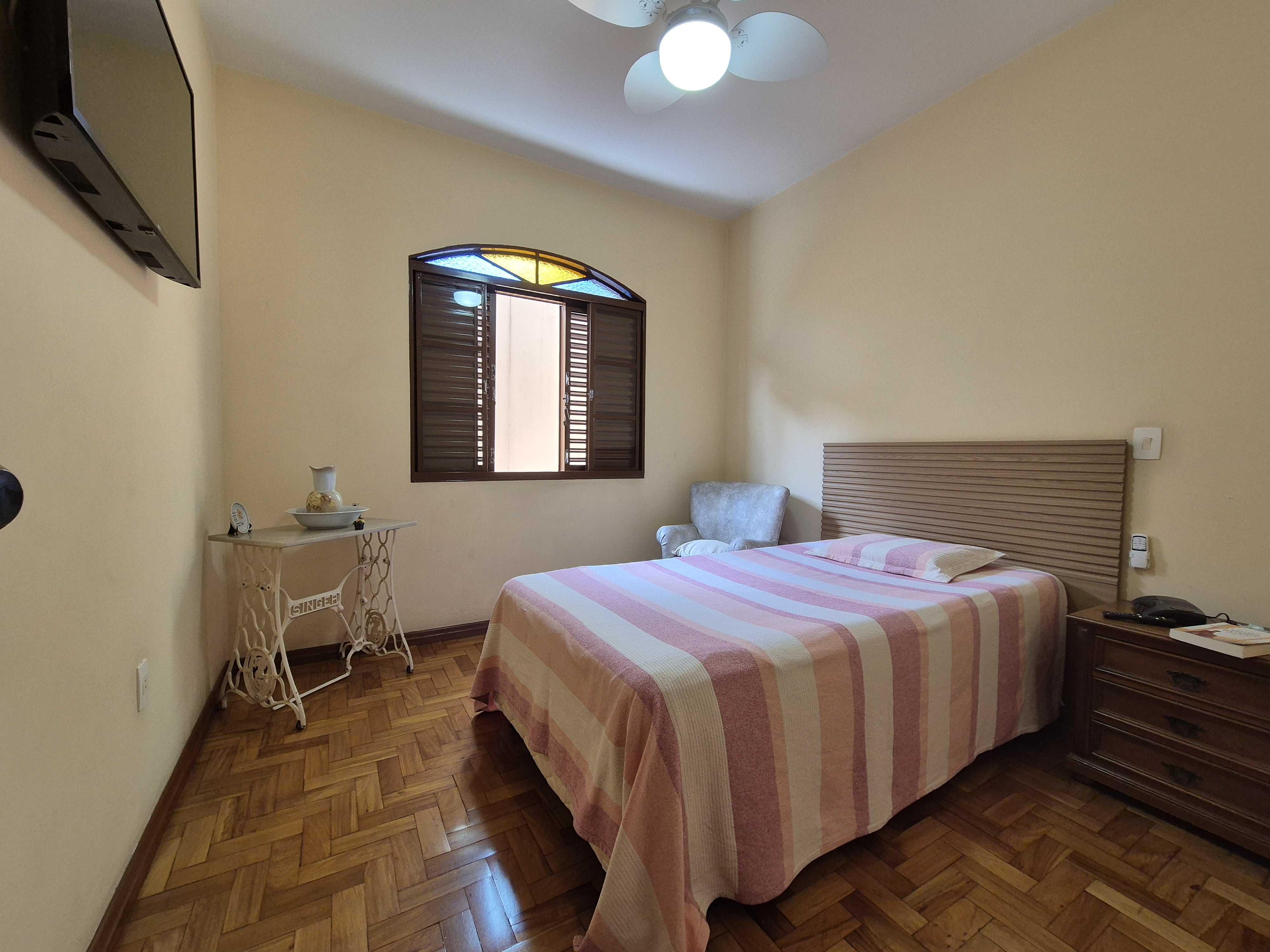 Casa à venda com 4 quartos, 188m² - Foto 19