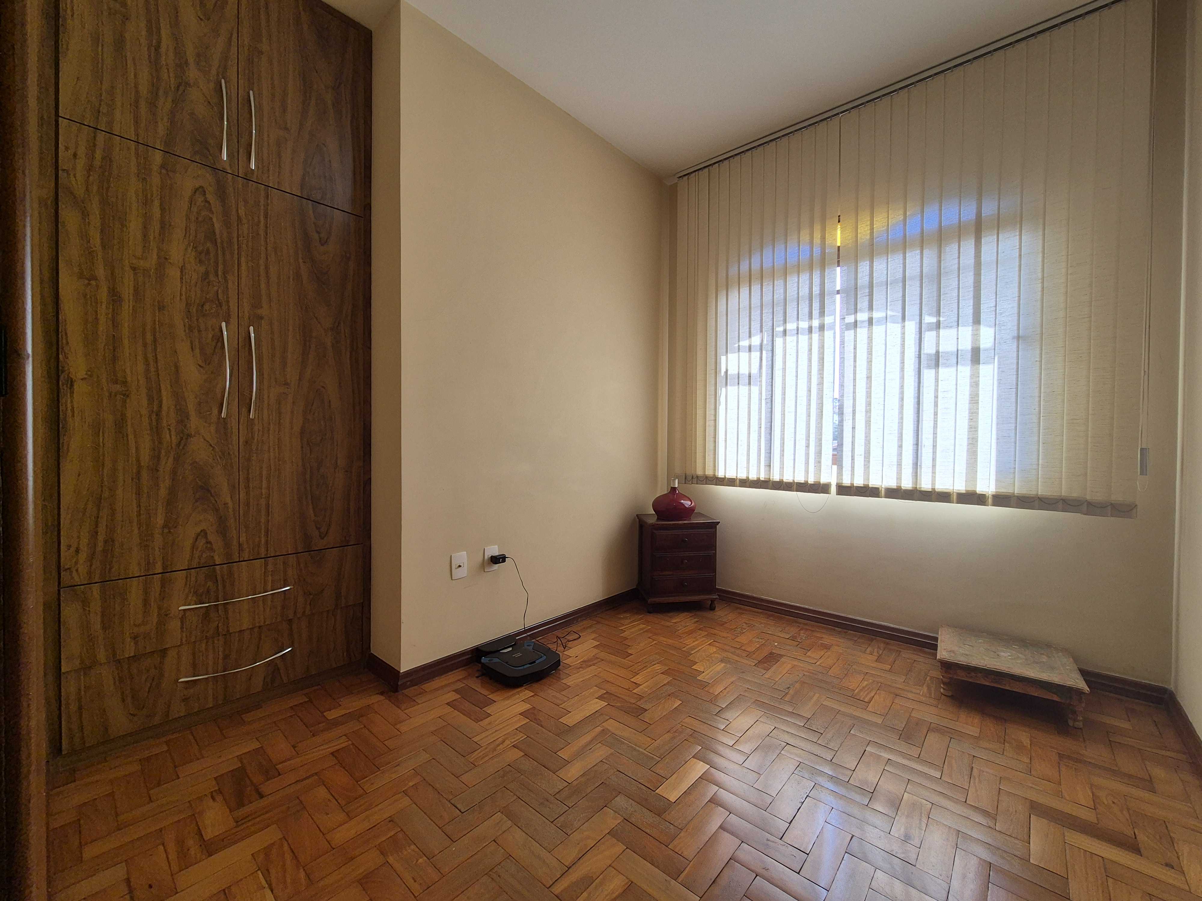 Casa à venda com 4 quartos, 188m² - Foto 12