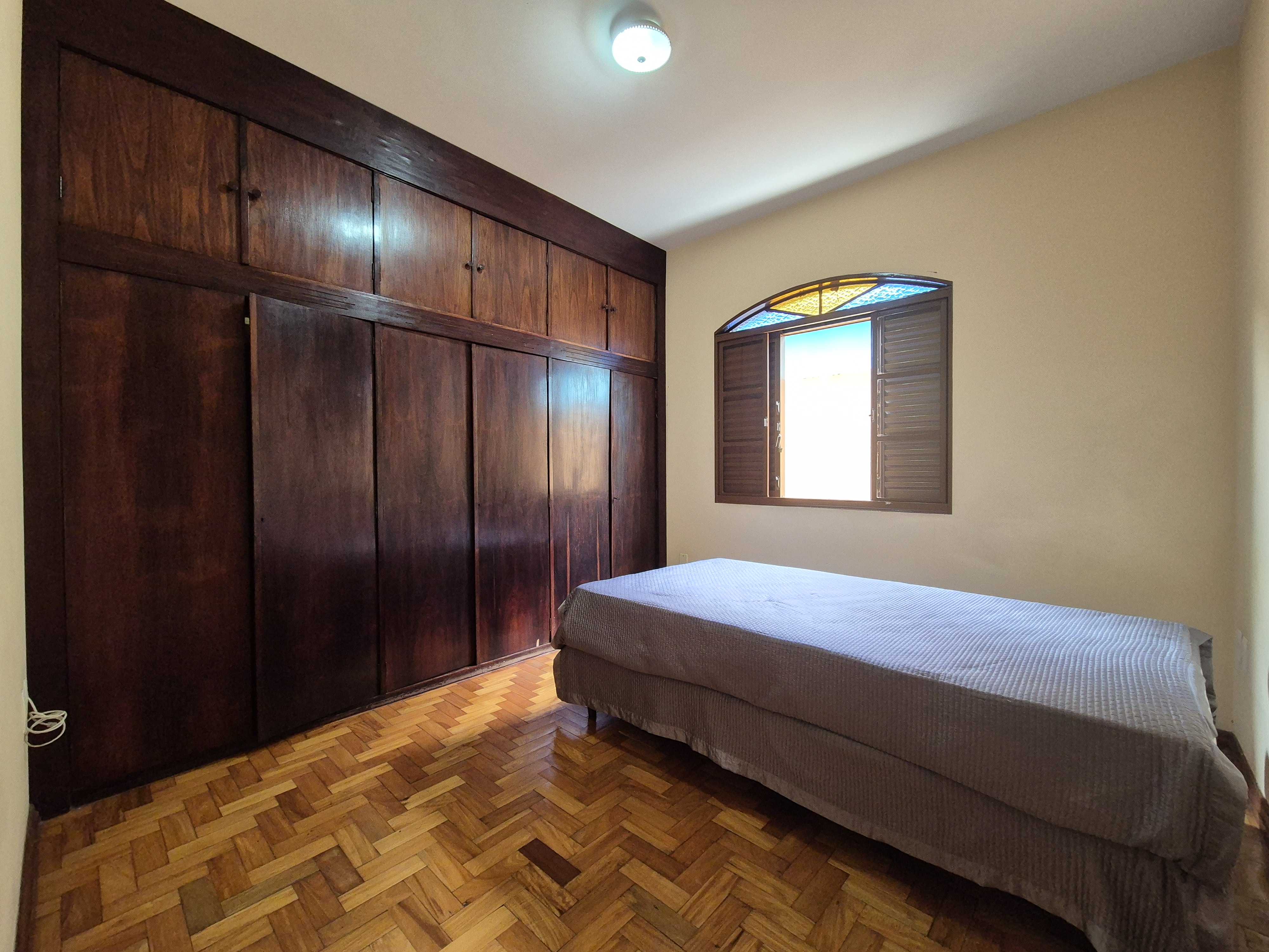 Casa à venda com 4 quartos, 188m² - Foto 14