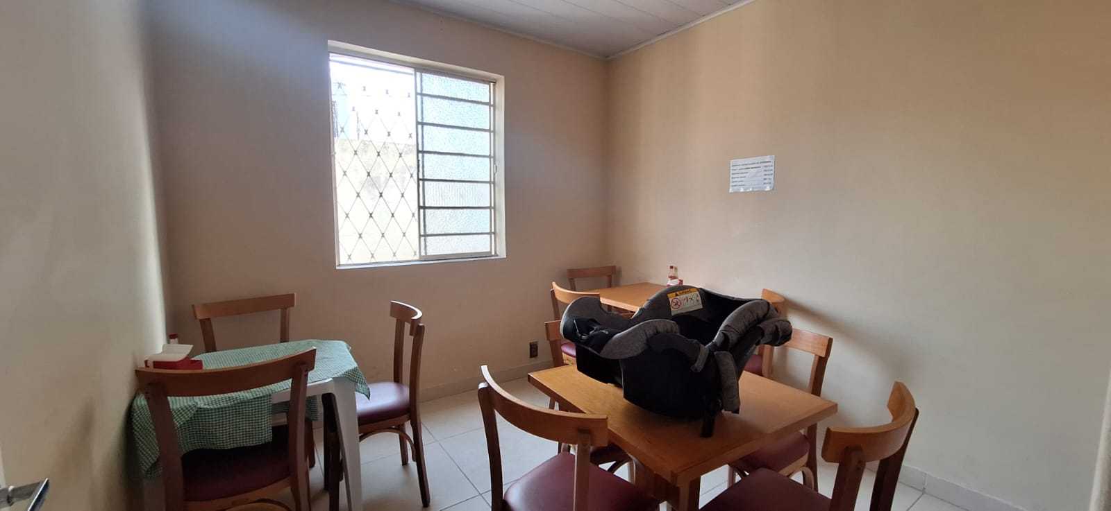 Casa à venda com 3 quartos, 80m² - Foto 8