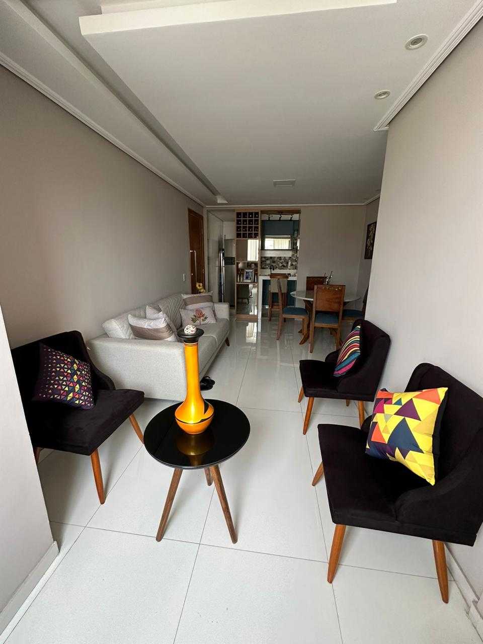 Apartamento à venda com 3 quartos, 85m² - Foto 4