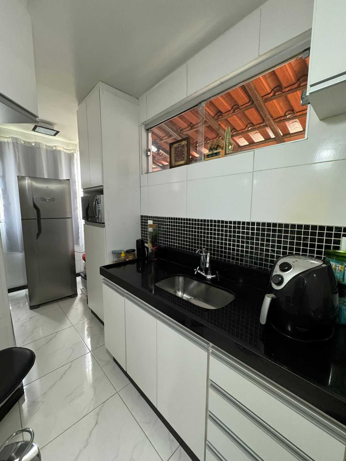 Apartamento à venda com 2 quartos, 65m² - Foto 9