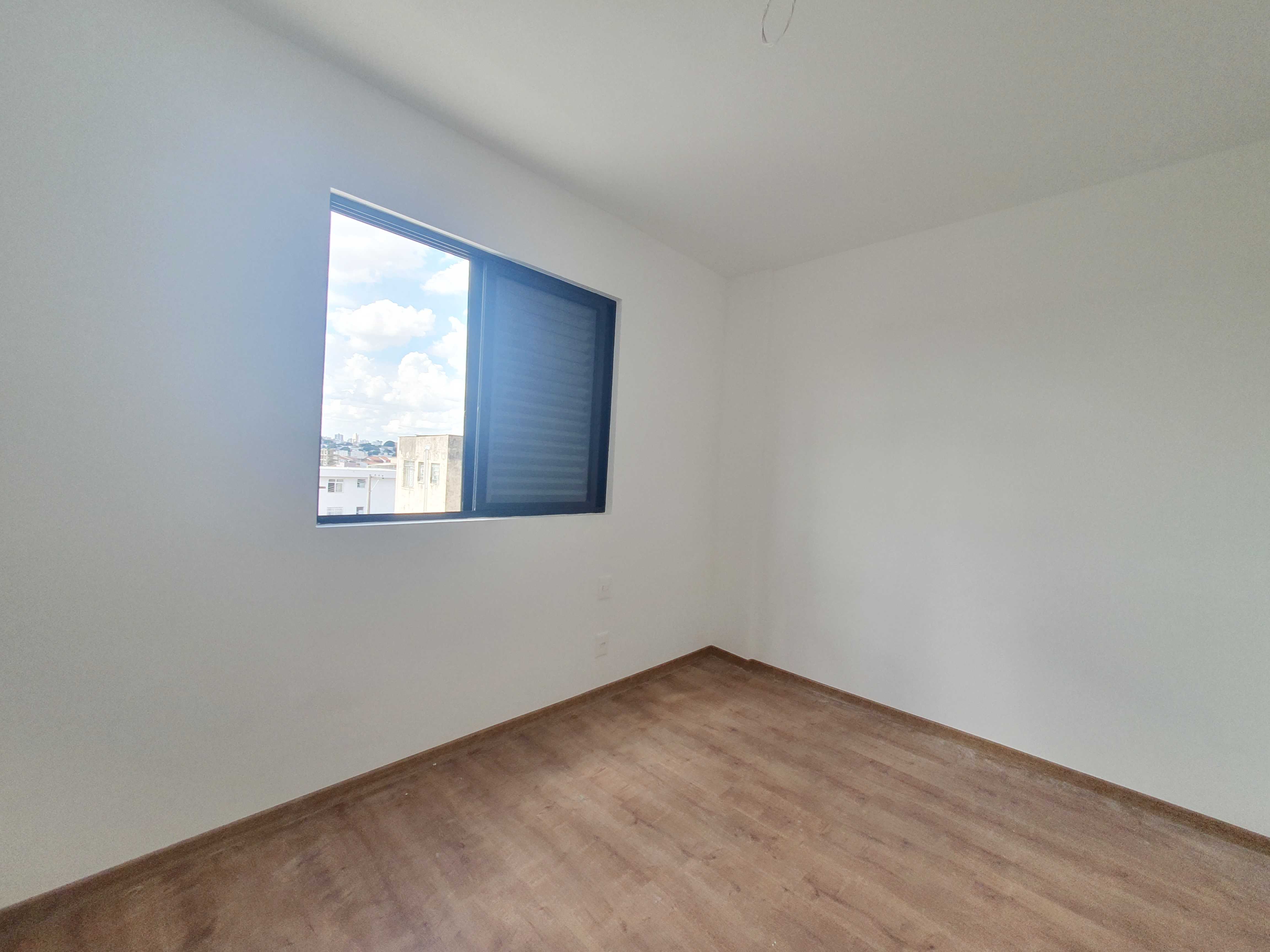 Apartamento à venda com 2 quartos, 61m² - Foto 9