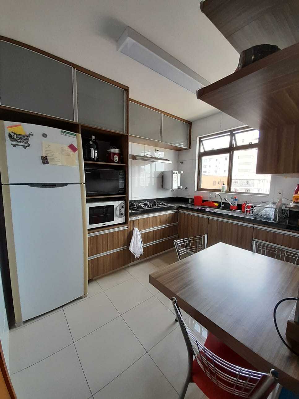 Apartamento à venda com 4 quartos, 102m² - Foto 1