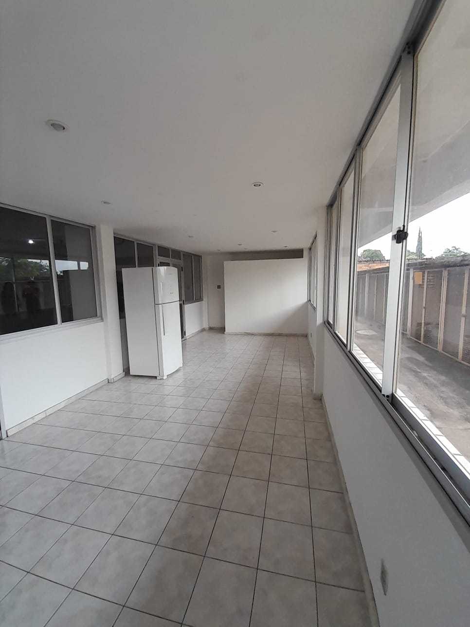 Apartamento à venda com 3 quartos, 85m² - Foto 3