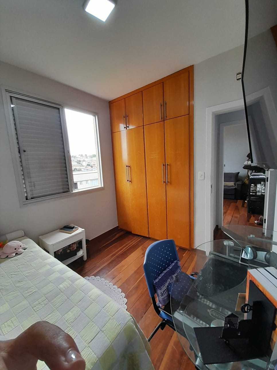 Apartamento à venda com 3 quartos, 85m² - Foto 17