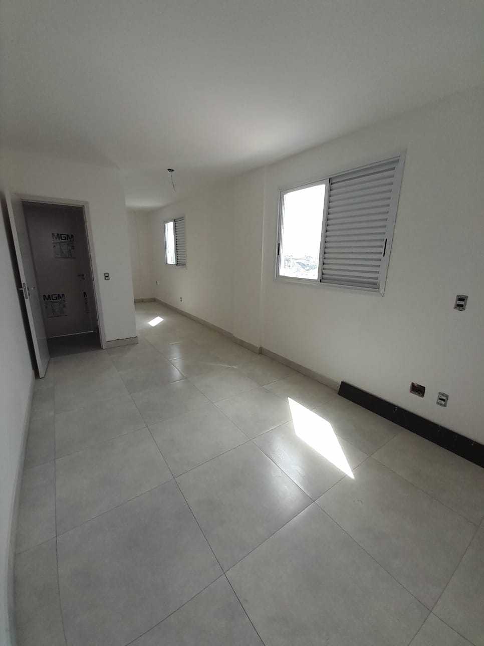 Apartamento à venda com 3 quartos, 102m² - Foto 7