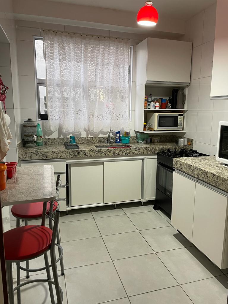 Apartamento à venda com 3 quartos, 94m² - Foto 9