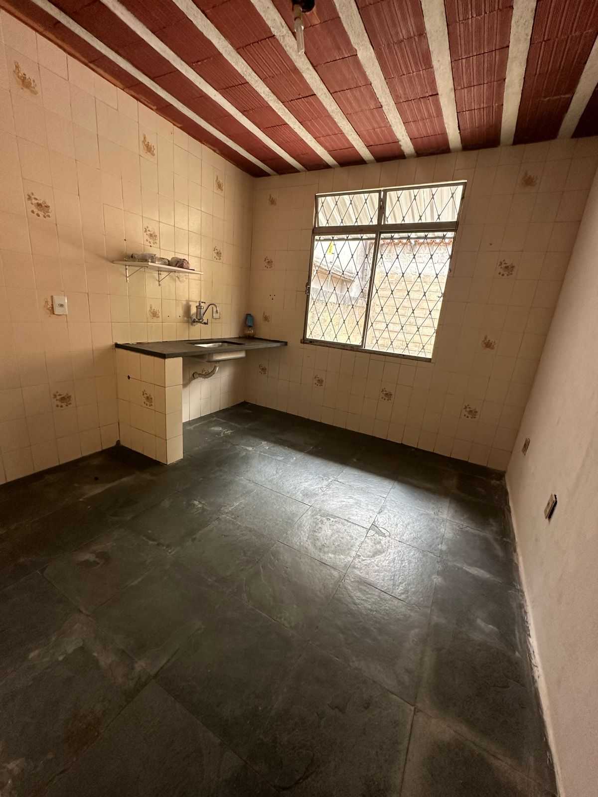 Casa à venda com 8 quartos, 359m² - Foto 18