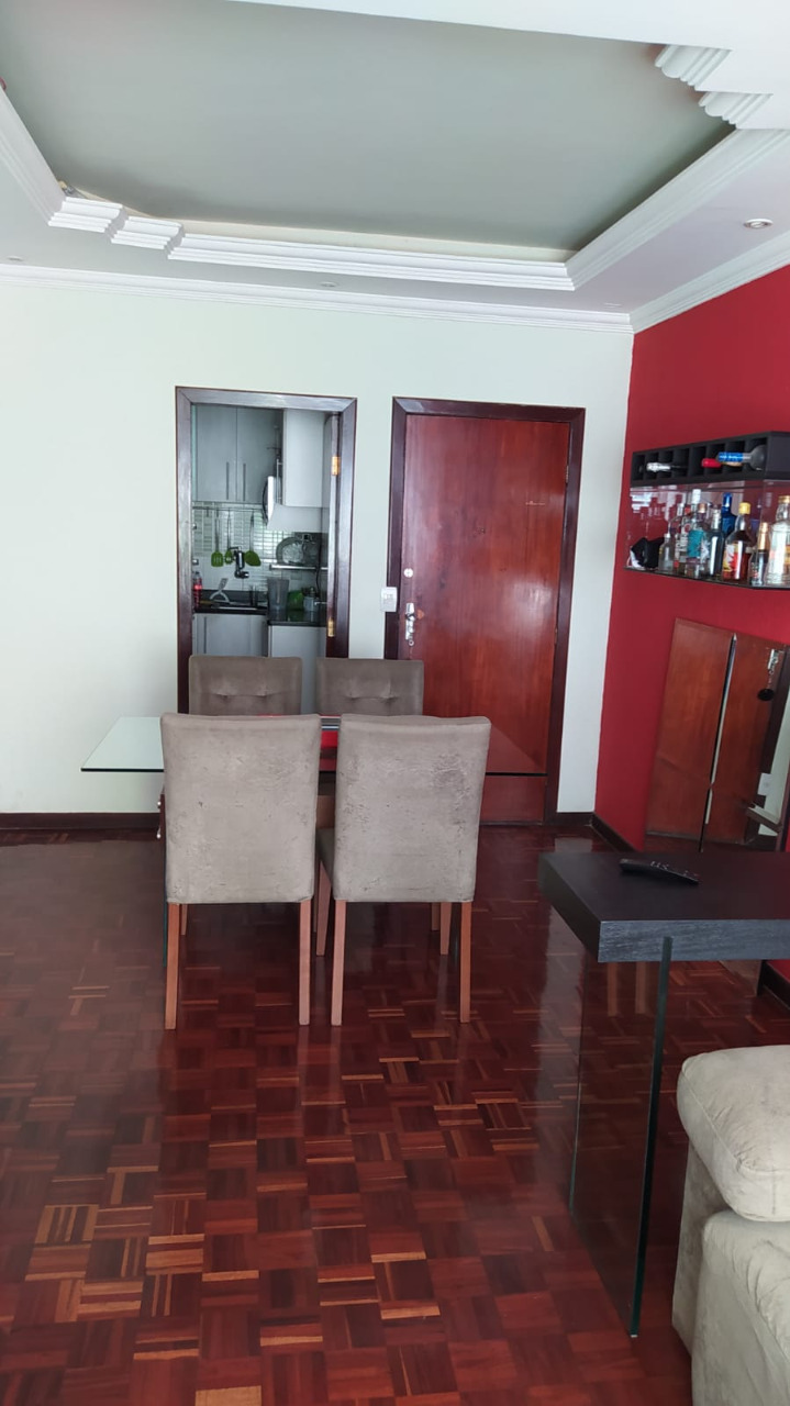 Apartamento à venda com 3 quartos, 12m² - Foto 2