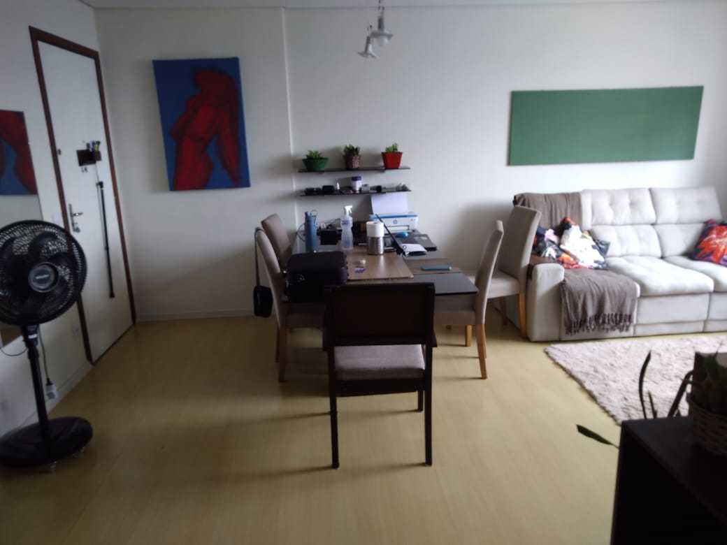 Apartamento à venda com 3 quartos - Foto 1