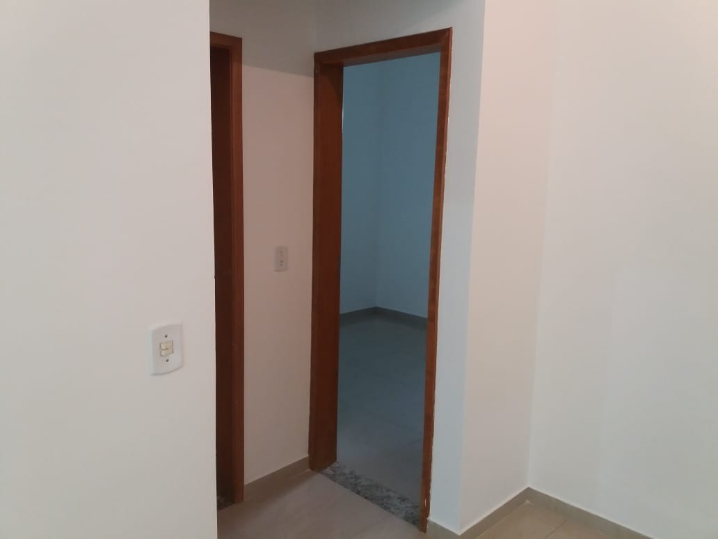 Apartamento à venda com 2 quartos, 105m² - Foto 2