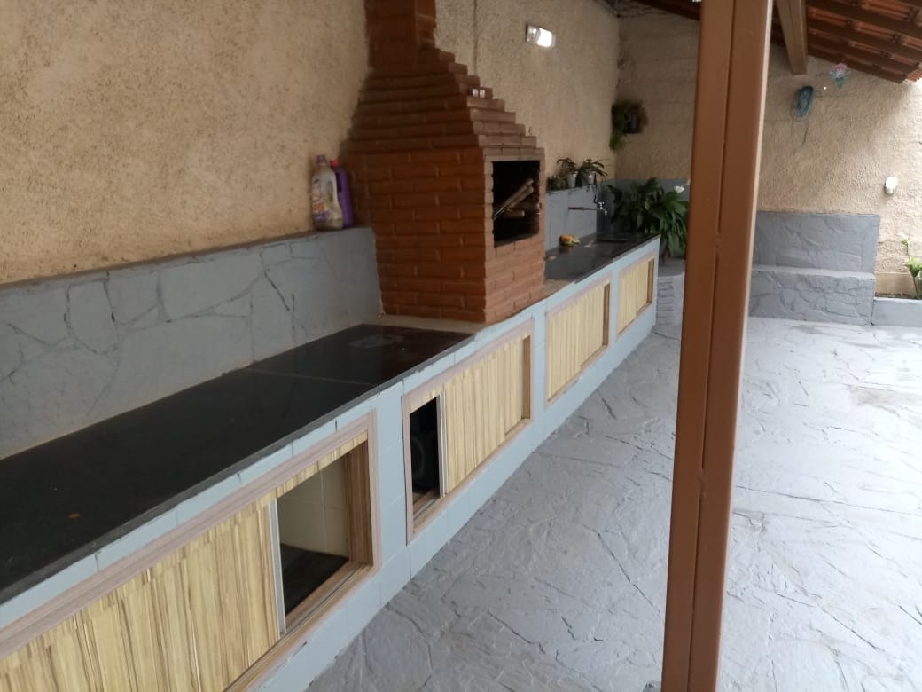 Casa à venda com 4 quartos, 300m² - Foto 5