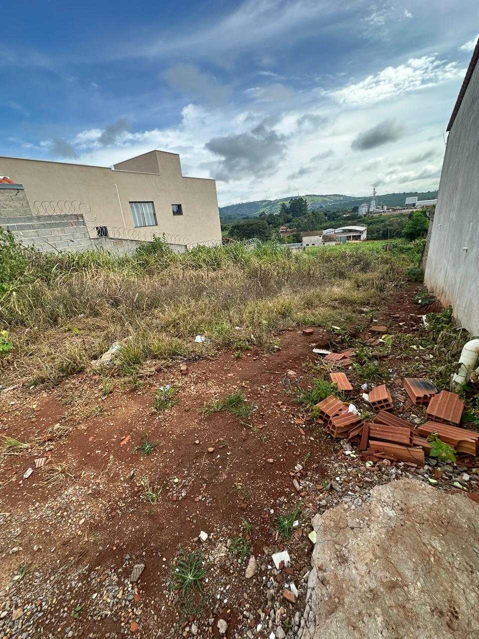 Terreno à venda, 360m² - Foto 2