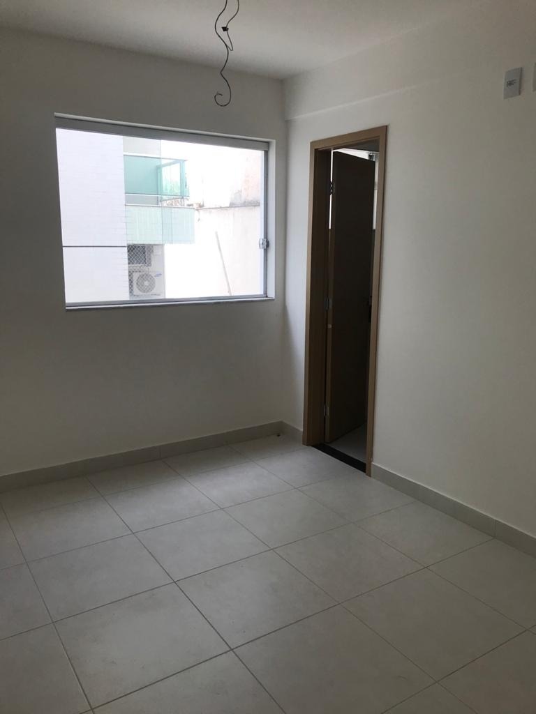 Apartamento à venda com 3 quartos, 90m² - Foto 6