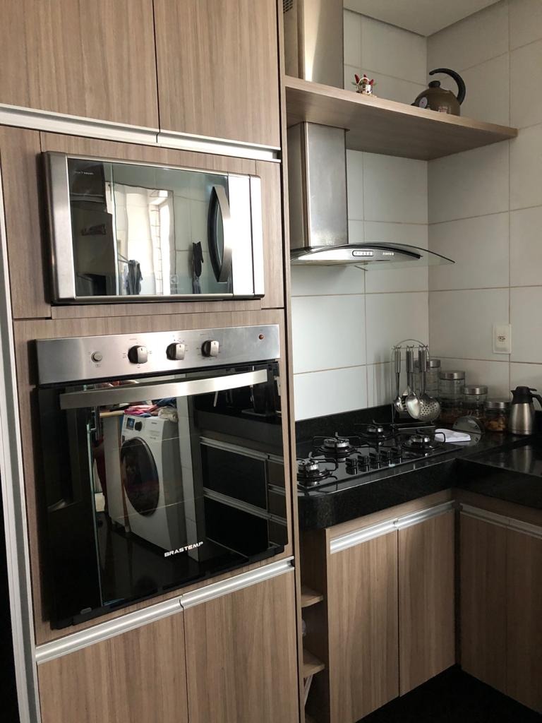 Apartamento à venda com 3 quartos, 105m² - Foto 18