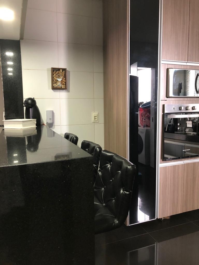 Apartamento à venda com 3 quartos, 105m² - Foto 19