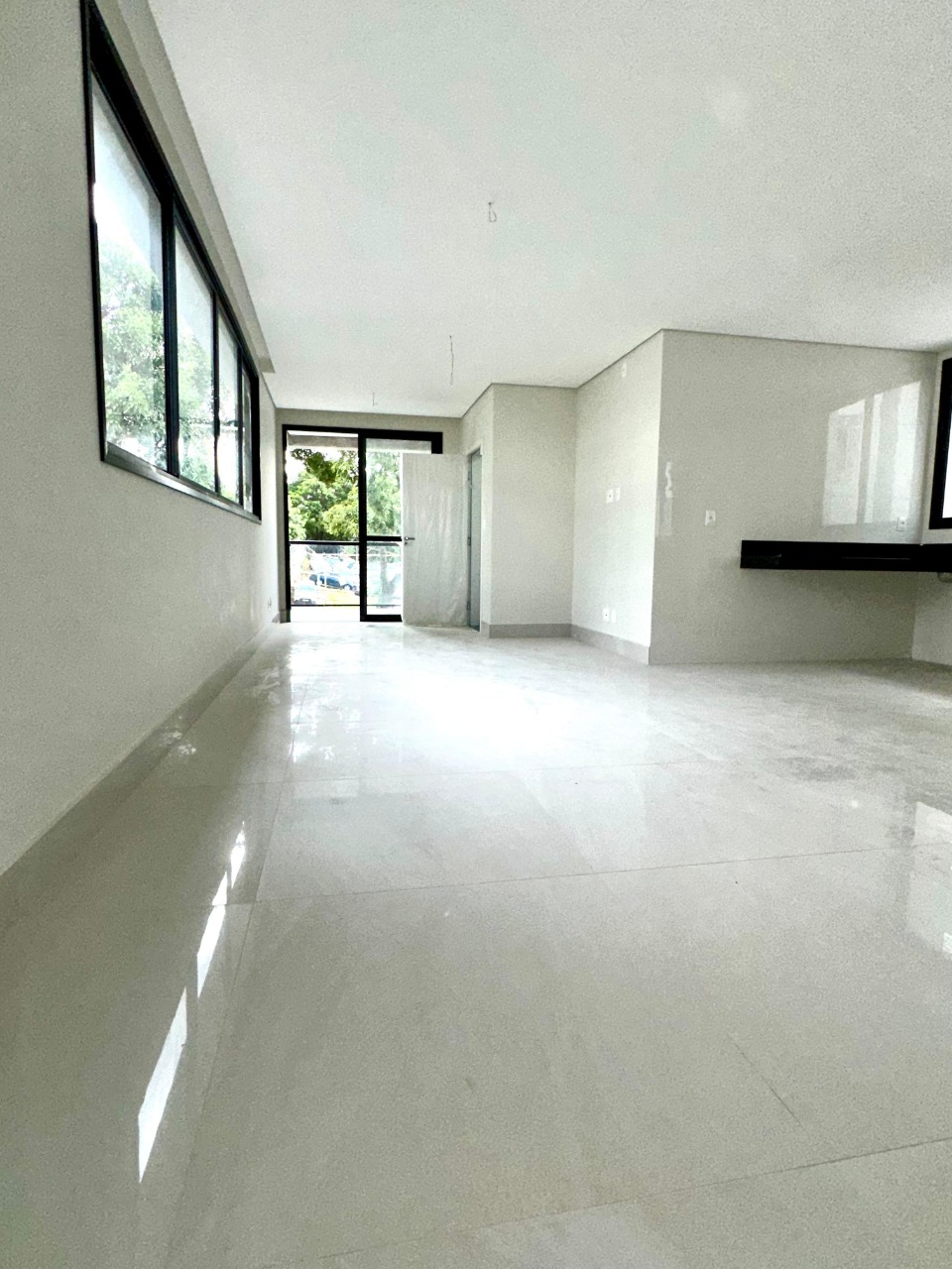 Apartamento à venda com 1 quarto, 127m² - Foto 7