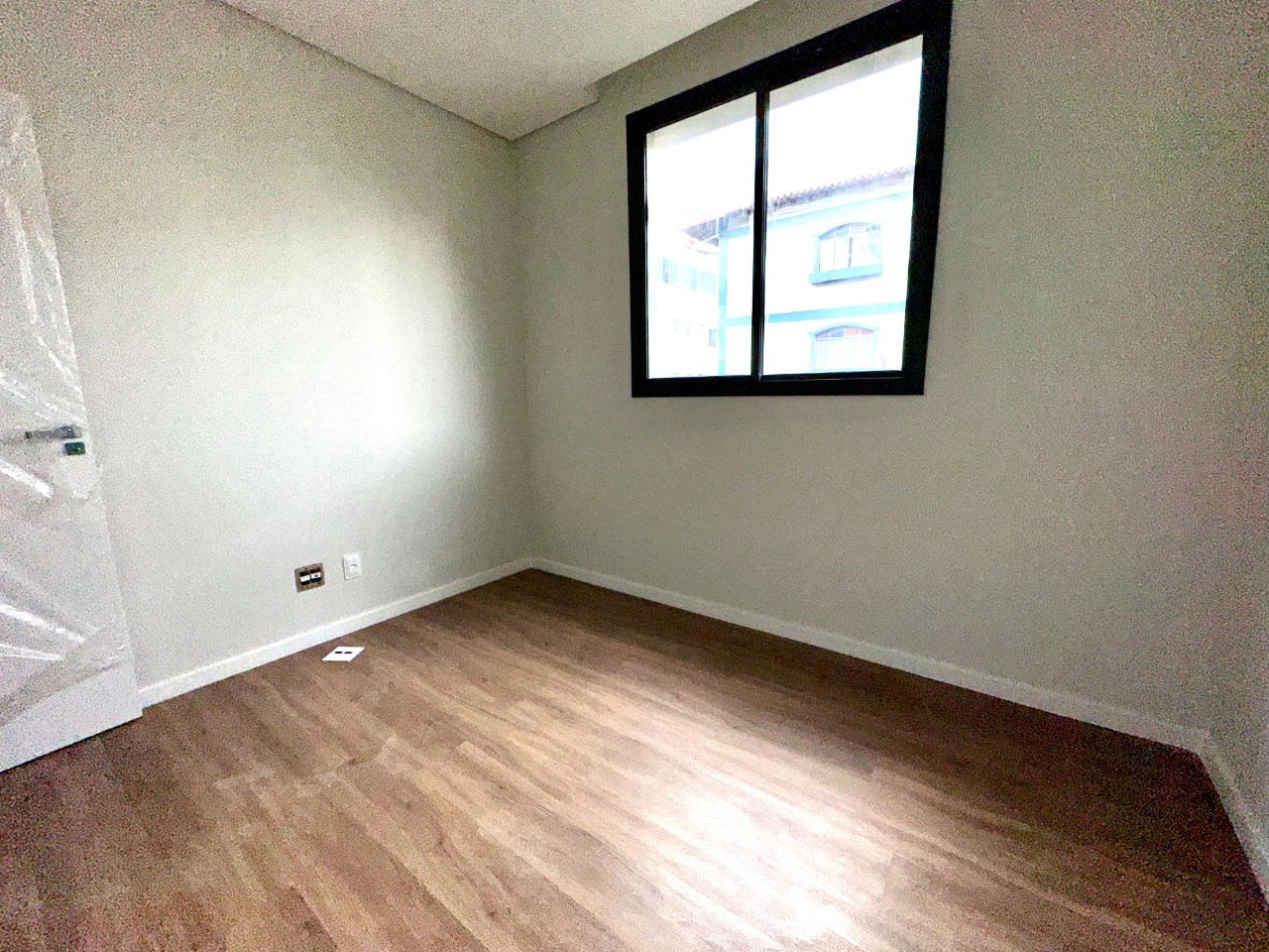 Apartamento à venda com 1 quarto, 127m² - Foto 10