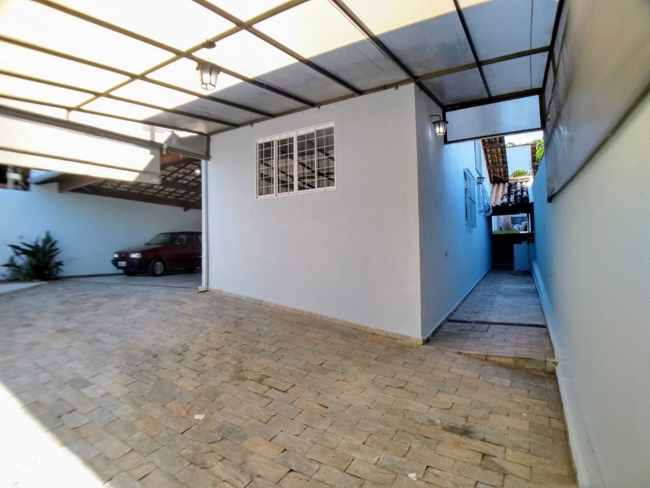 Casa à venda com 3 quartos, 360m² - Foto 17