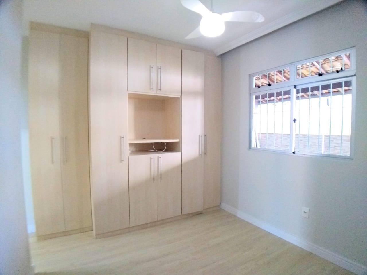 Casa à venda com 3 quartos, 360m² - Foto 7