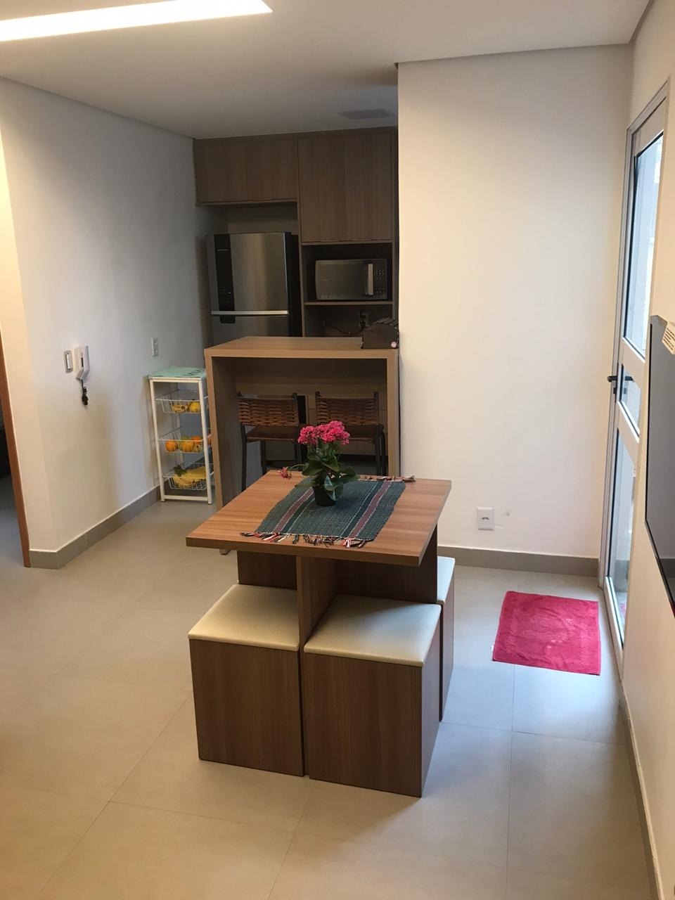 Apartamento à venda com 2 quartos, 84m² - Foto 2