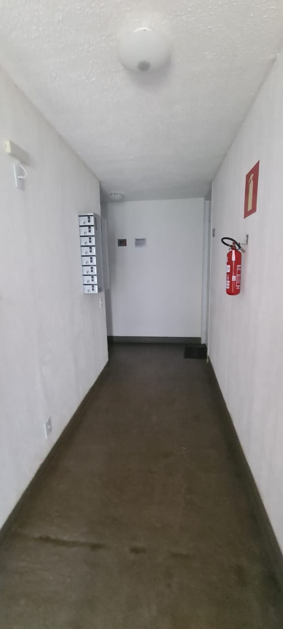 Apartamento à venda com 2 quartos, 44m² - Foto 13