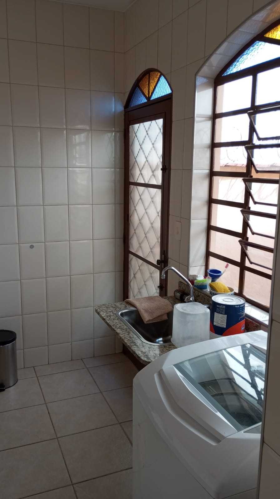 Casa à venda com 4 quartos, 360m² - Foto 16