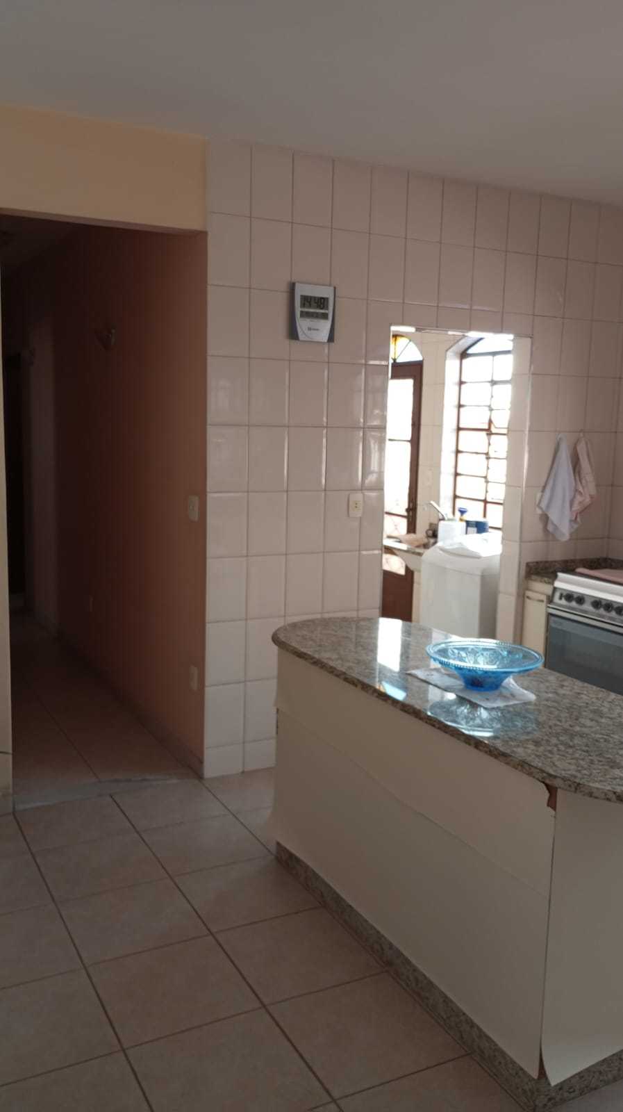 Casa à venda com 4 quartos, 360m² - Foto 22