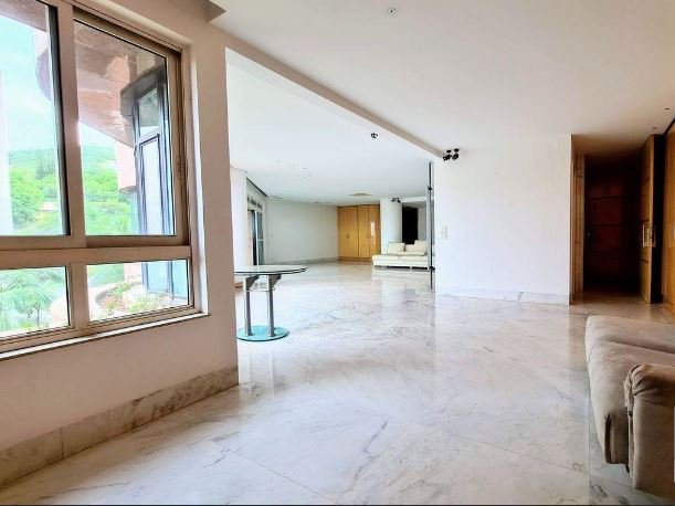 Apartamento para alugar com 4 quartos, 280m² - Foto 8