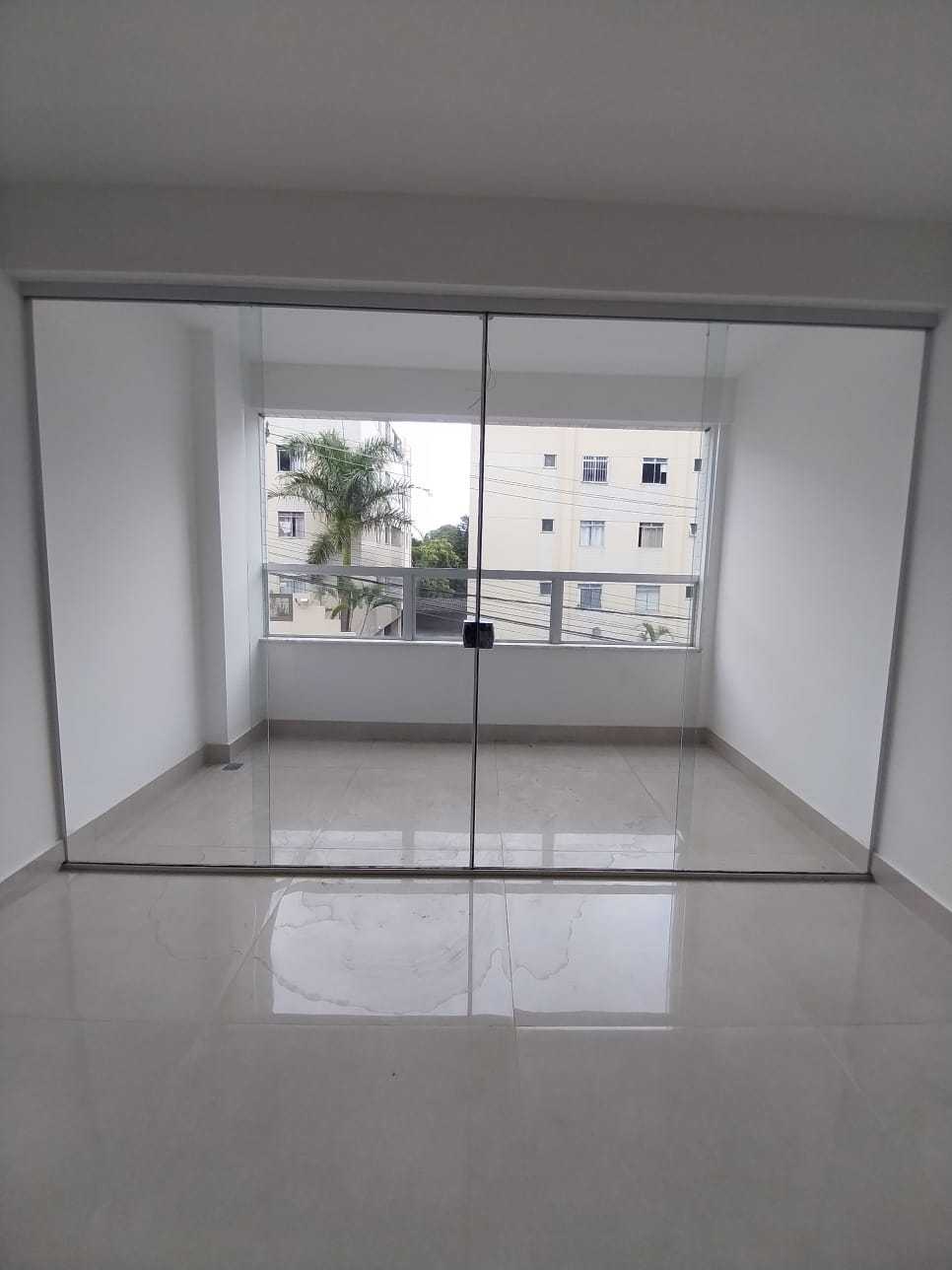 Apartamento à venda com 3 quartos, 150m² - Foto 4