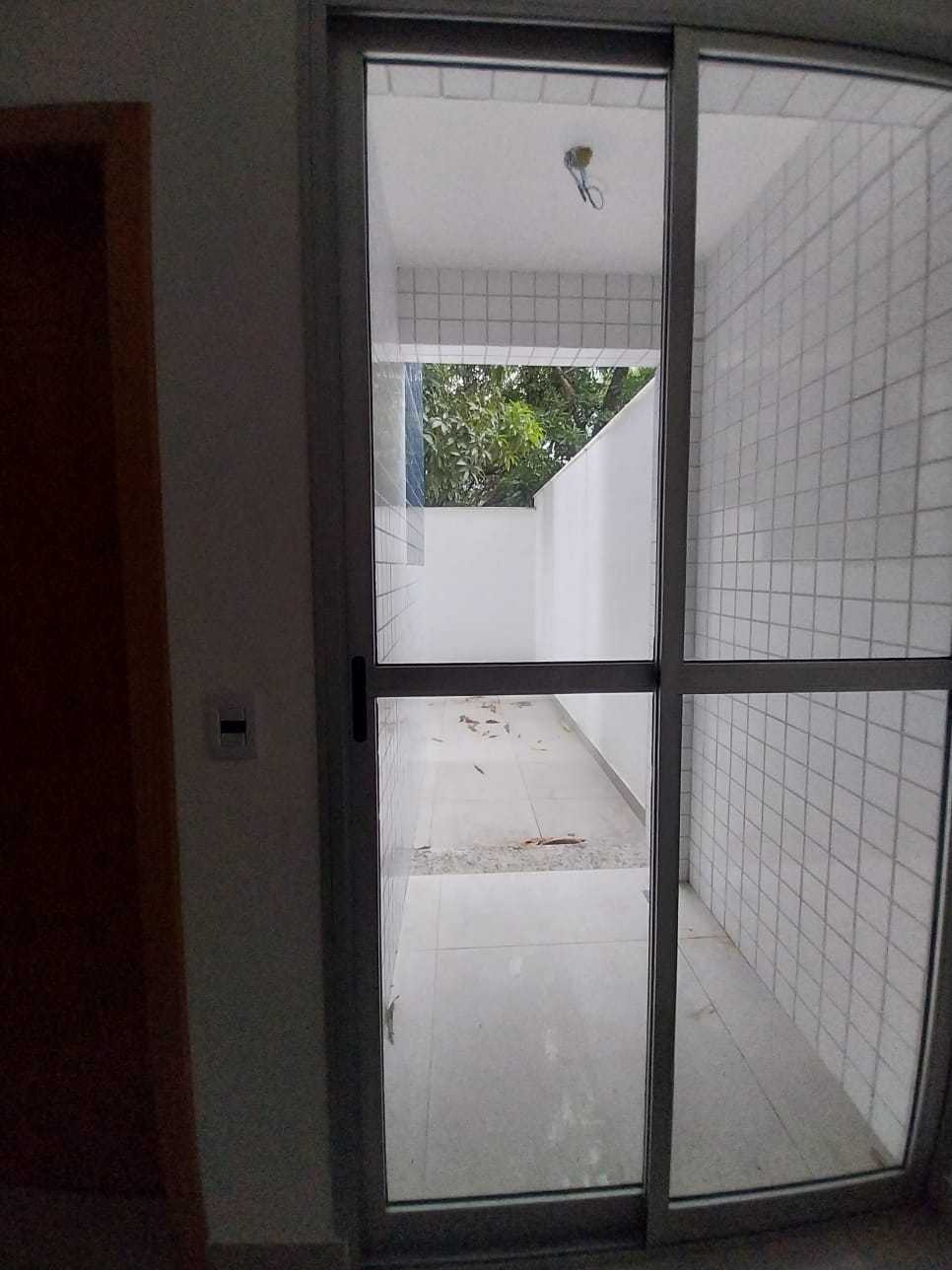 Apartamento à venda com 3 quartos, 150m² - Foto 3