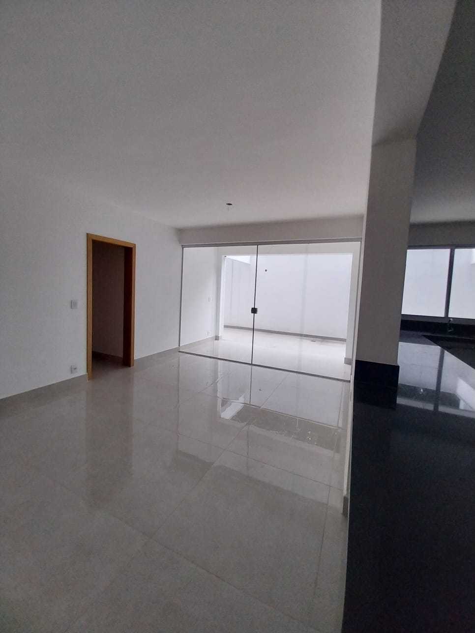 Apartamento à venda com 3 quartos, 150m² - Foto 5