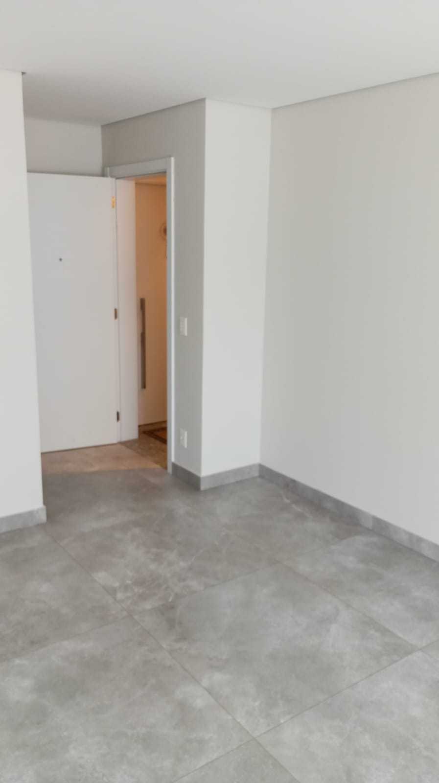 Apartamento à venda com 3 quartos, 92m² - Foto 1