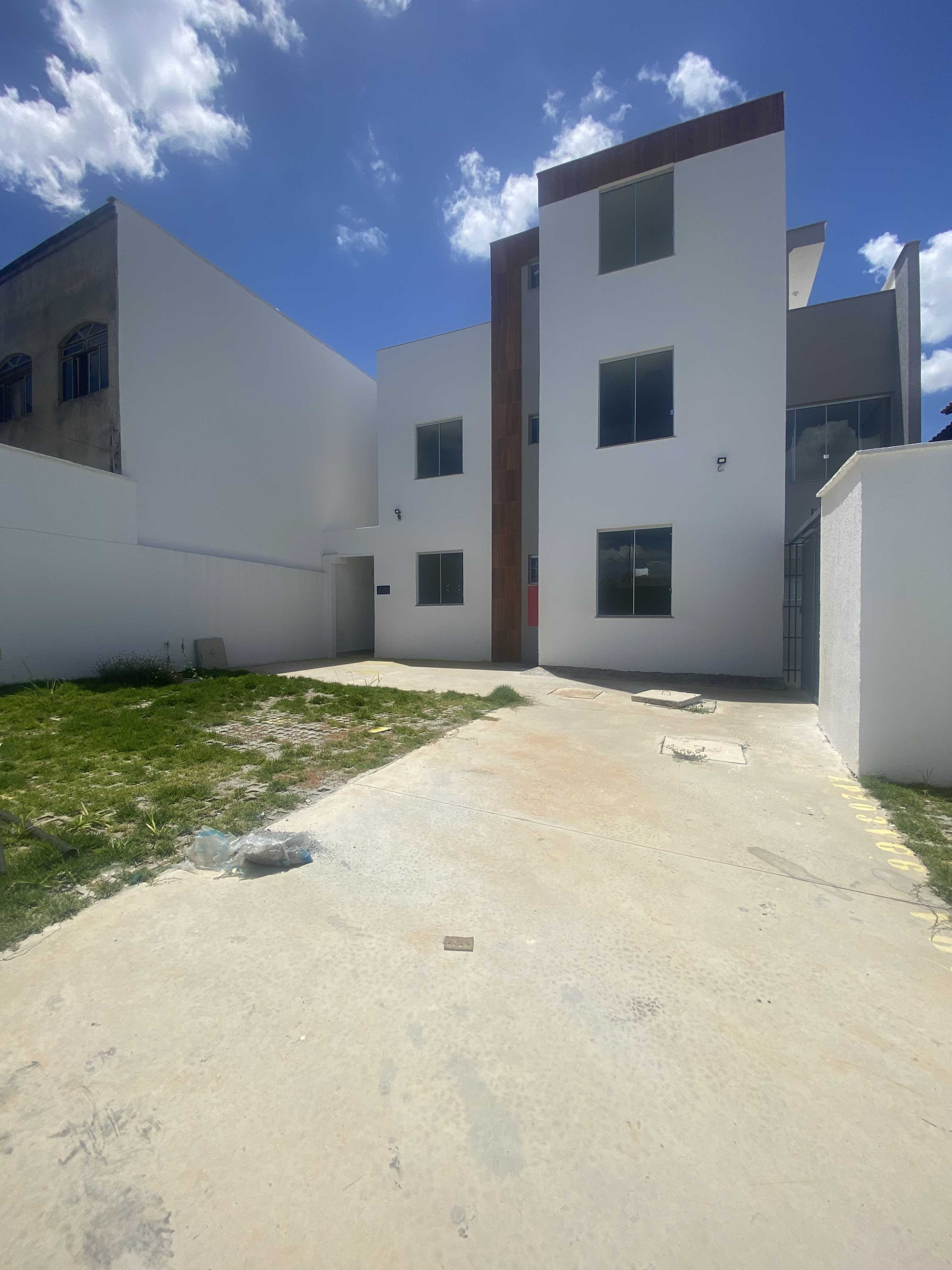 Apartamento à venda com 3 quartos, 67m² - Foto 1