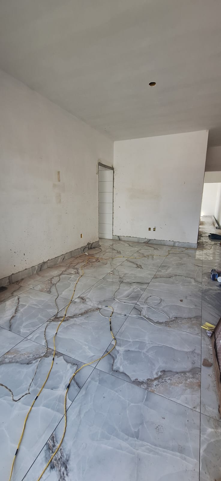 Casa à venda com 3 quartos, 100m² - Foto 14