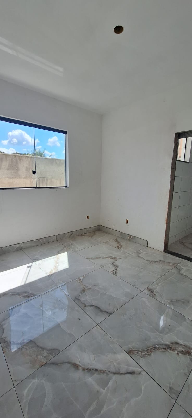 Casa à venda com 3 quartos, 100m² - Foto 25