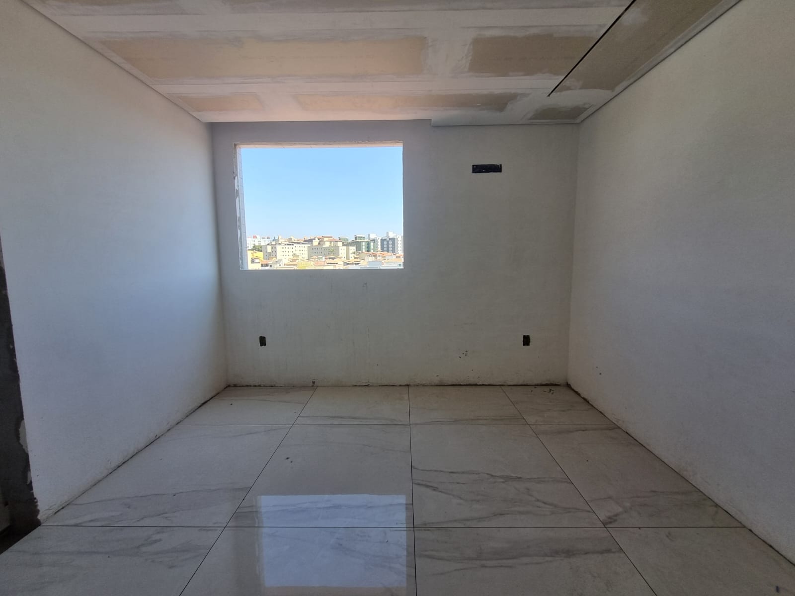 Apartamento à venda com 3 quartos, 80m² - Foto 25