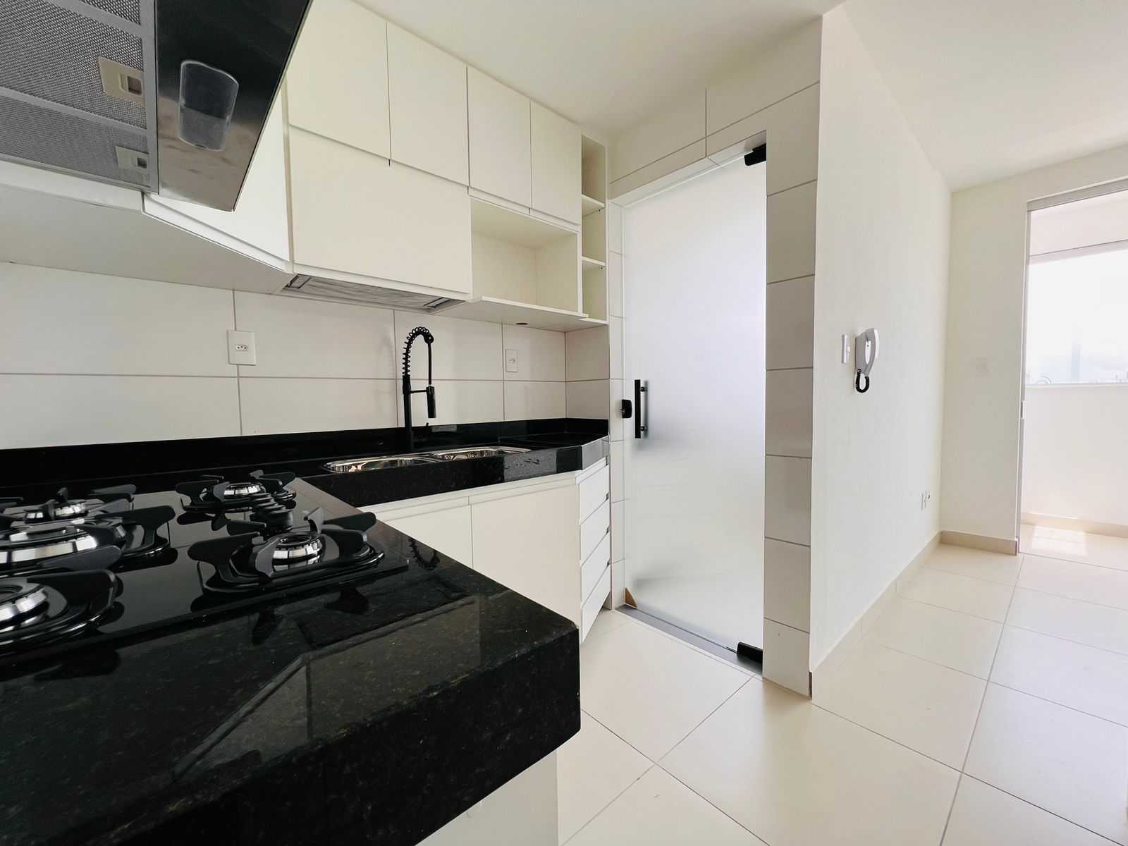 Apartamento à venda com 2 quartos, 65m² - Foto 7