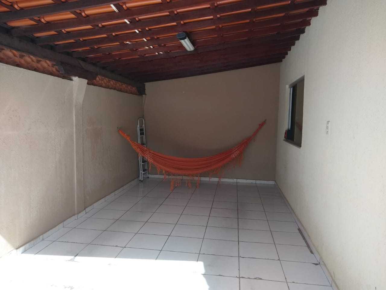 Casa à venda com 2 quartos, 120m² - Foto 3