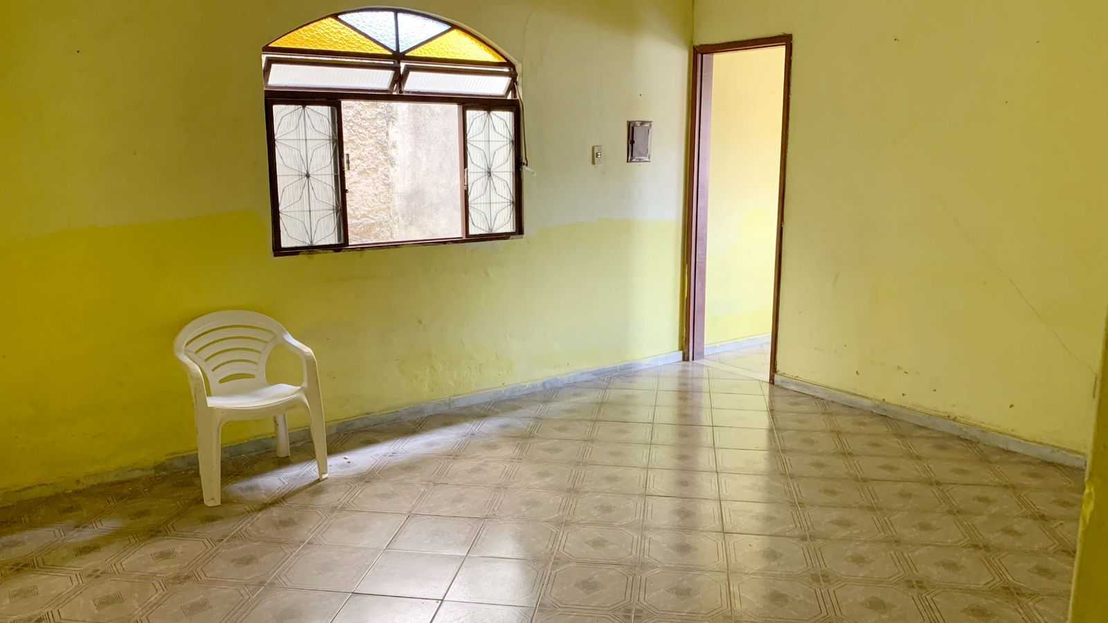 Casa à venda com 4 quartos, 360m² - Foto 2