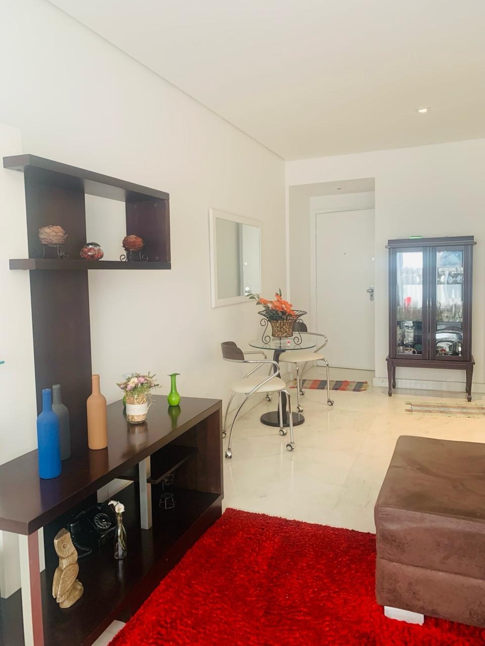 Apartamento à venda com 3 quartos, 98m² - Foto 2