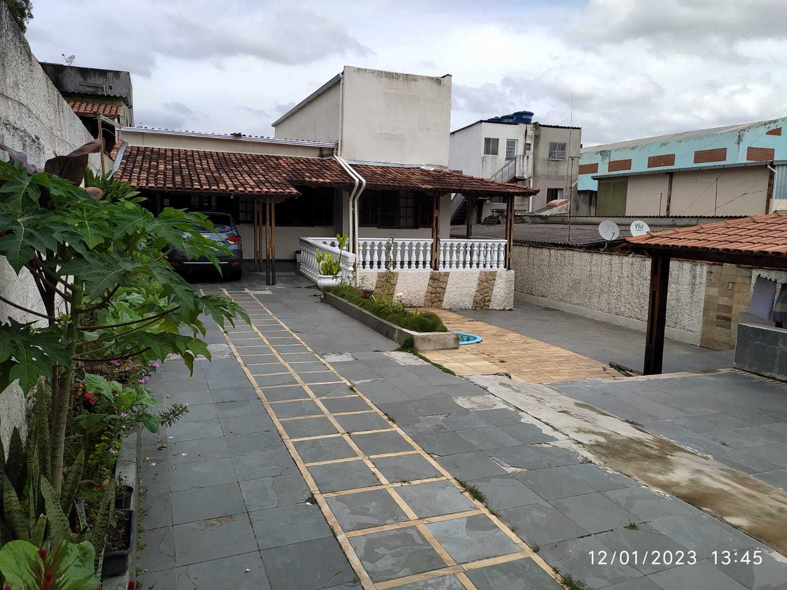 Casa à venda com 3 quartos, 190m² - Foto 4