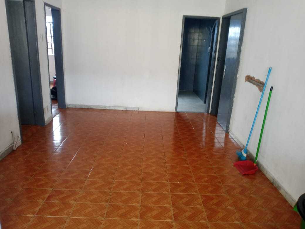 Casa à venda com 3 quartos, 235m² - Foto 4